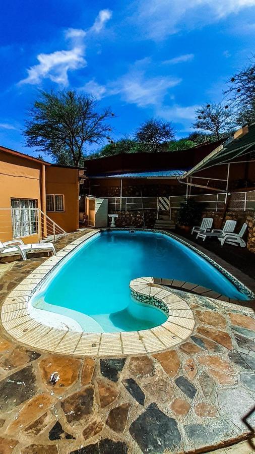 Yoieli Guest House Windhoek Exterior photo